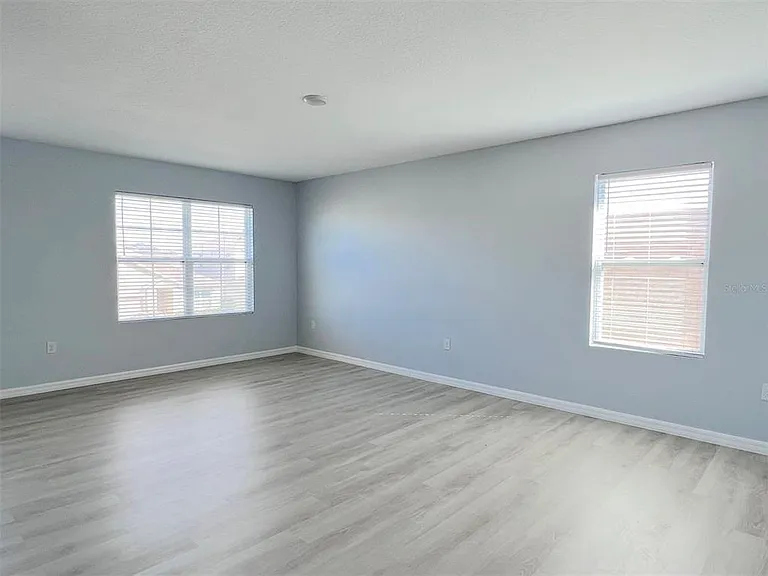 5110 Fiddlewood Way — Photo 7