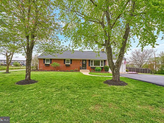 5th image of 13204 Fitzwater Dr