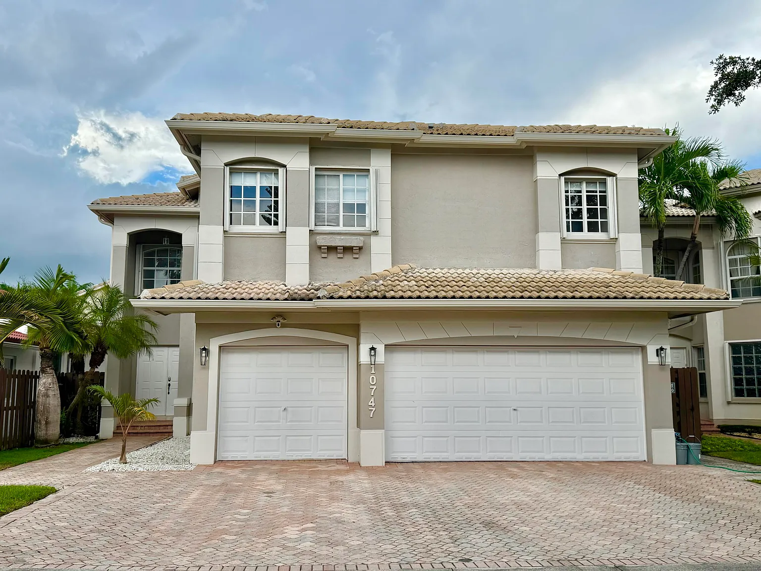5 bed, 3.0 bath, 3026 sqft, $6,500 — Photo 2