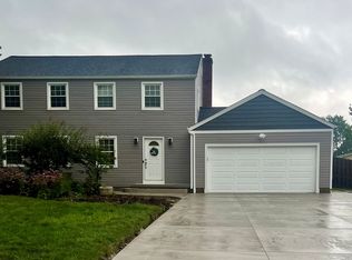 8331 Barton Dr, Strongsville, OH 44149