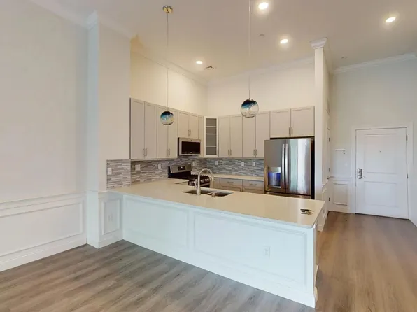 320 Middlesex Ave, Medford, MA