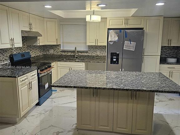 2nd image of 2950 Kirk Rd #2950