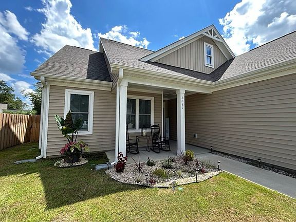 4th image of 8831 Colbert Place Dr