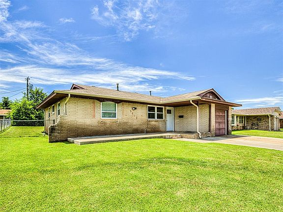 3rd image of 2612 SW 80th St