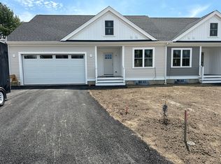 12 Hayley Cir #0, Rochester, MA 02770