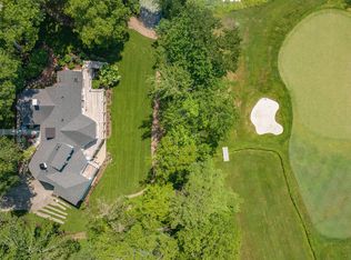 2 Rocky Shore Ln, Kennebunk, ME 04043