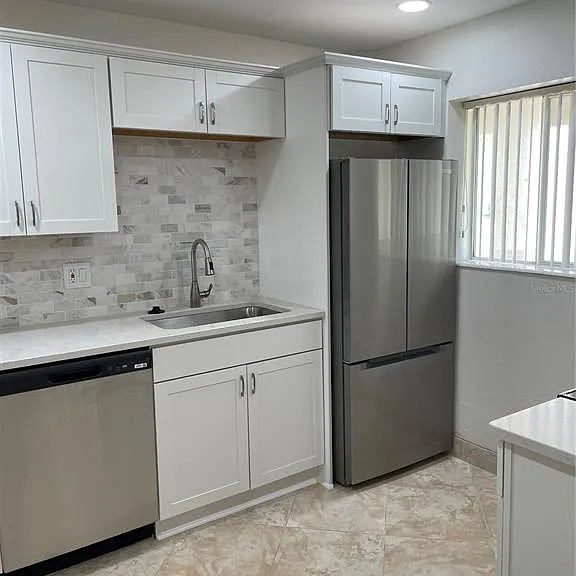 845 S Gulfview Blvd #110 — Photo 6