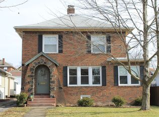 221 White Ave, Sharon, PA