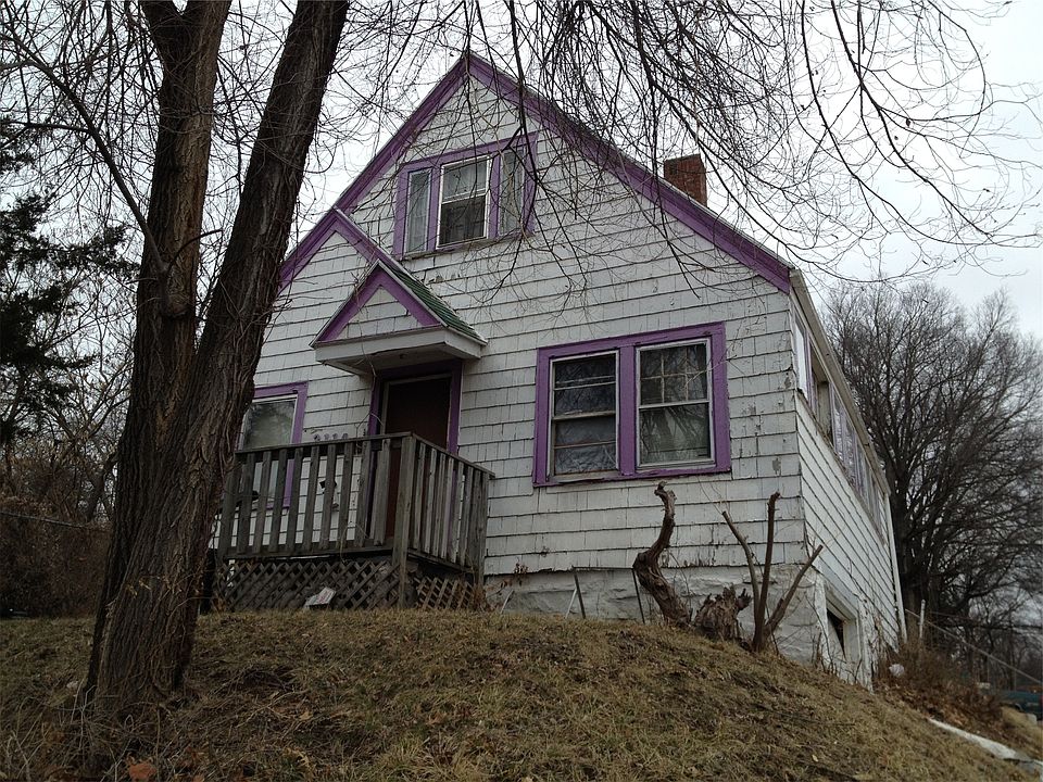 1st image of 3114 E 68th St