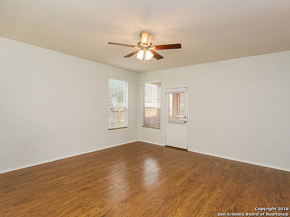 4th image of 8119 Ashwood Pointe