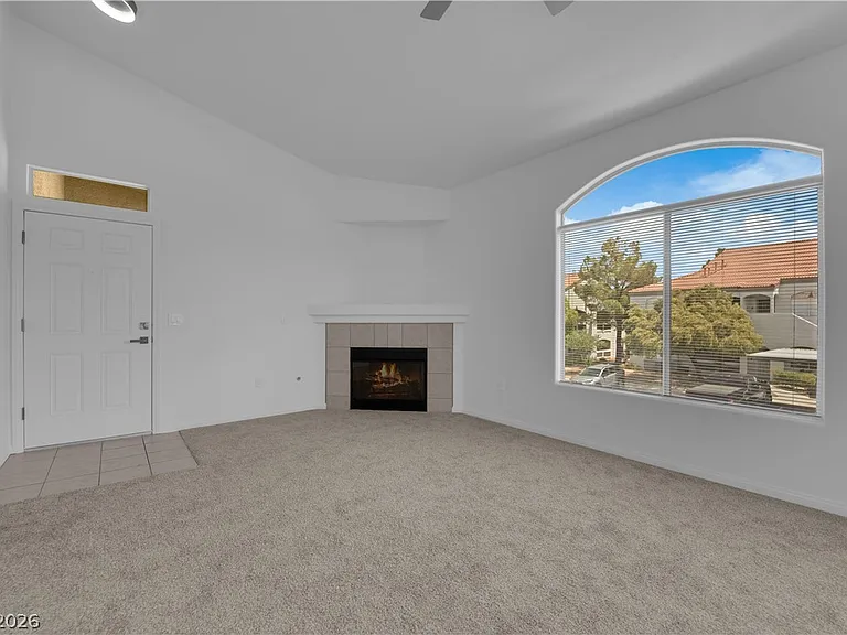 700 Carnegie St #724 — Photo 3