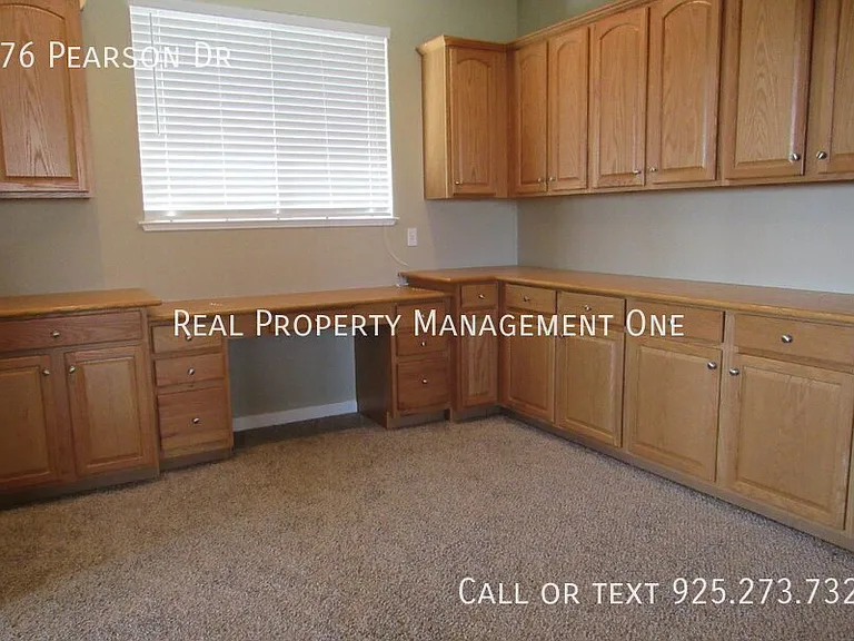 576 Pearson Dr — Photo 20