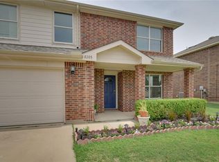 8205 Leaning Oak Ct, Arlington, TX 76002