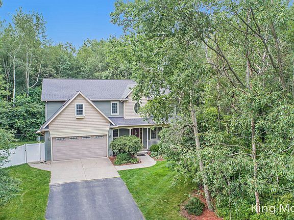 3rd image of 8555 Charley Ln NE