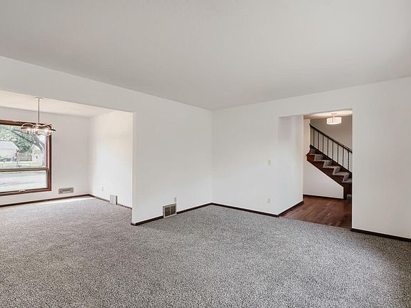 4th image of 14171 Elmira Ct