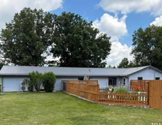 3rd image of 6516 Popp Rd