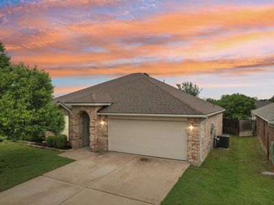 955 La Sierra Dr, Crowley, TX, 76036