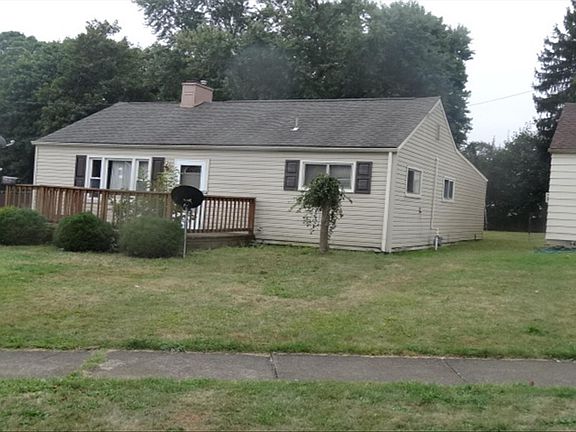 3rd image of 1963 Highlawn Ave