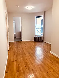 Rented by Warren T Real Estate Corp.