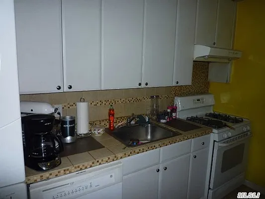 Sold by Graceful Realty LLC | media 3