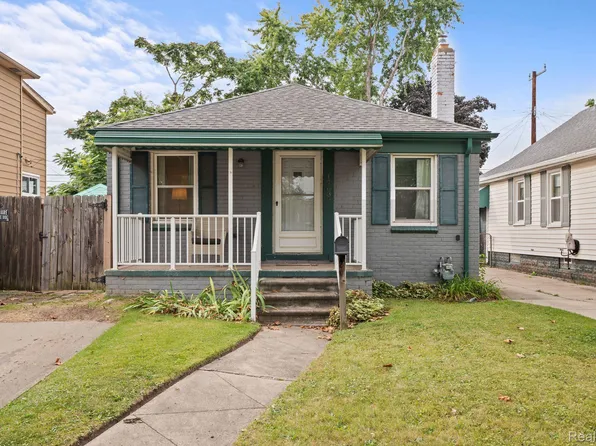 17639 Reed St, Melvindale, MI 48122
