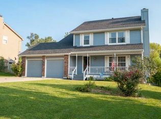 13127 Swartz Rd, Bonner Springs, KS 66012