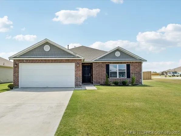 7502 E 144th Pl N, Collinsville, OK 74021