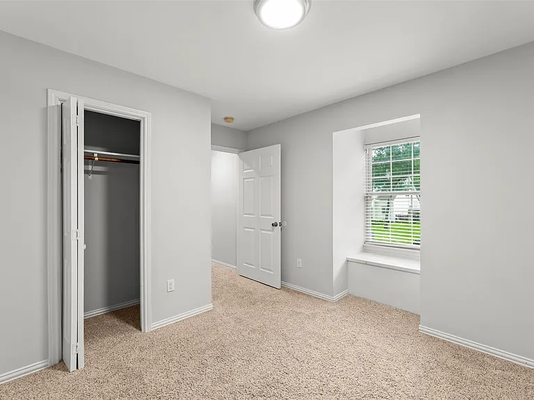 14115 River Forest Dr — Photo 36