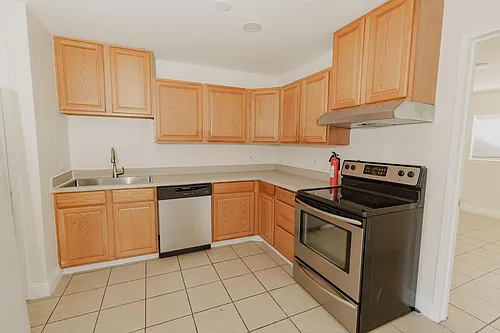 Floor plan 695 Vermont Avenue