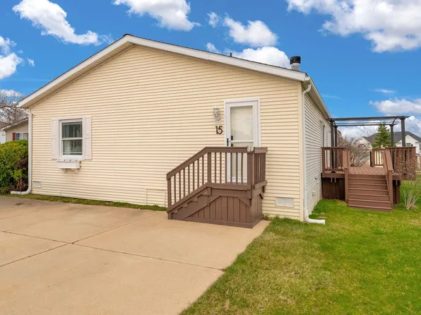 15 Ridgeway, Saline, MI 48176
