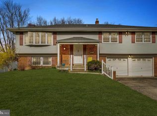 102 Chatham Rd, Mount Laurel, NJ 08054