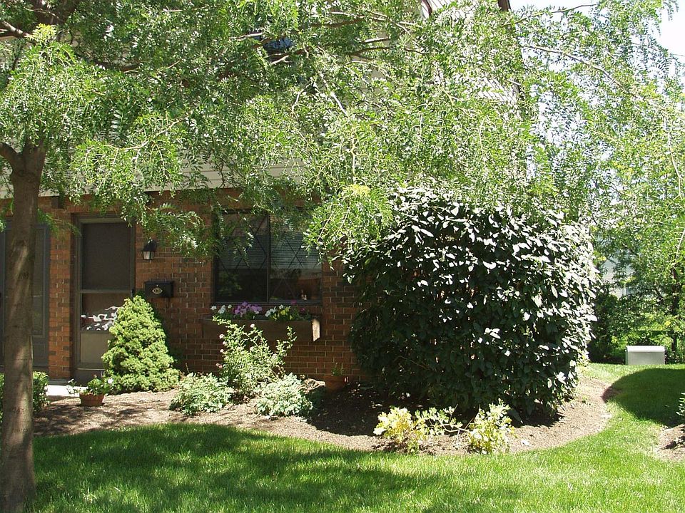 1st image of 196 Nottingham Ct