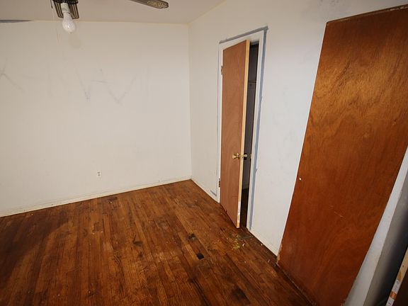 4th image of 1014 N 5th St