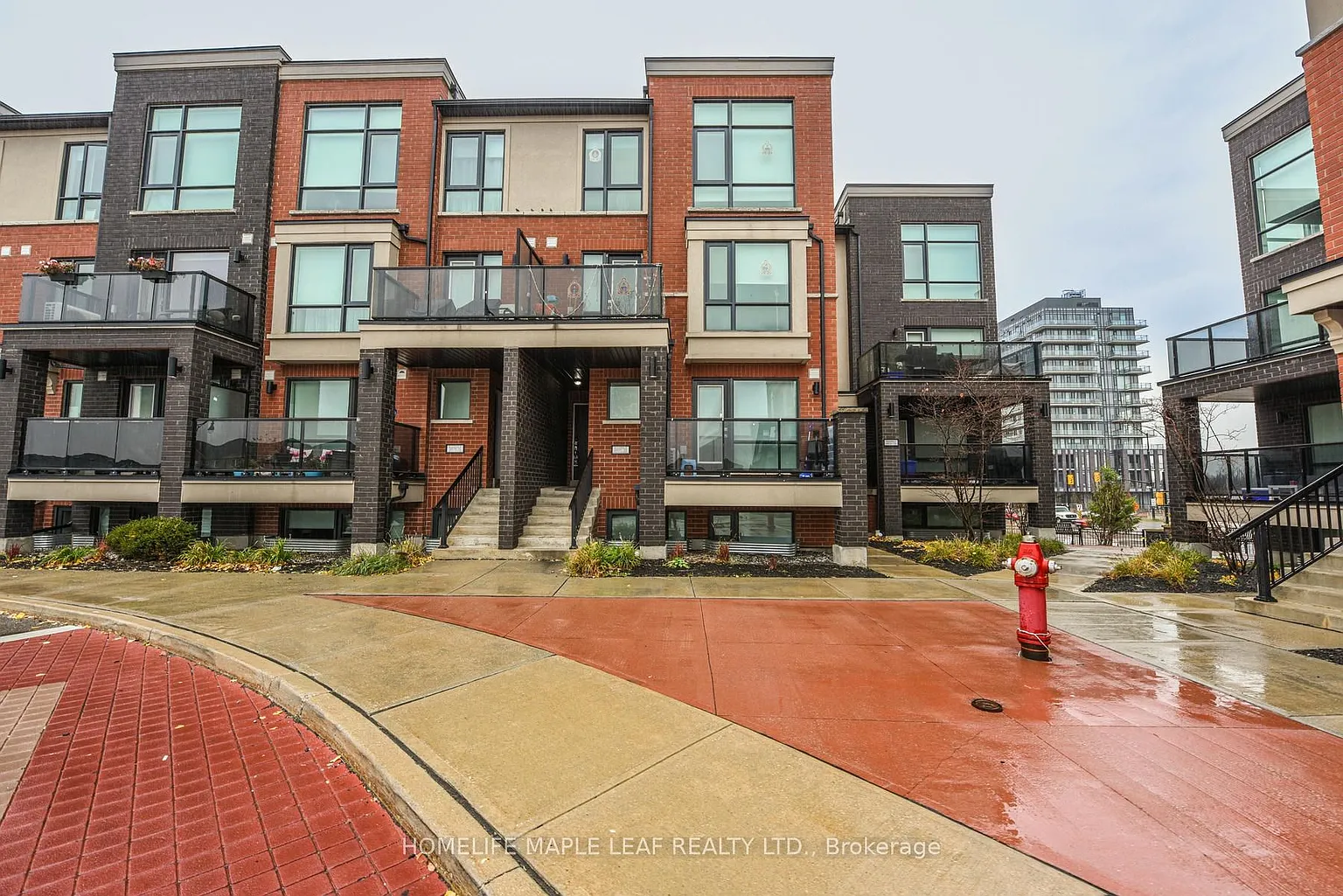 100 Dufay Rd N #98 photo 1