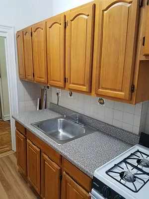 Rented by Grand Group Realty | media 6