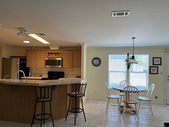 2nd image of 22 Tobias Ln