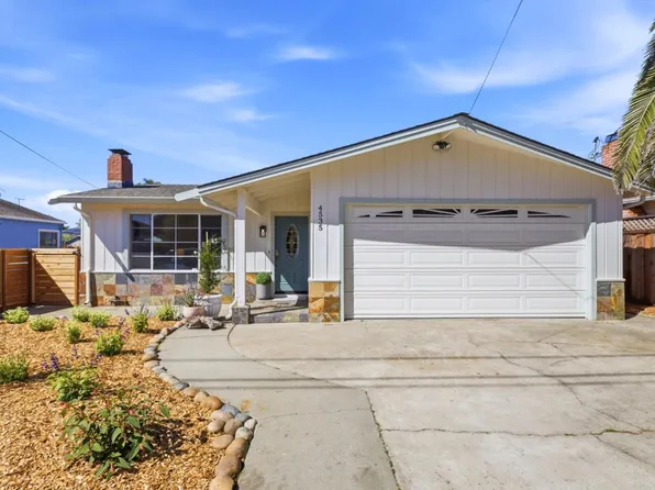 4535 Portola Dr, Santa Cruz, CA 95062