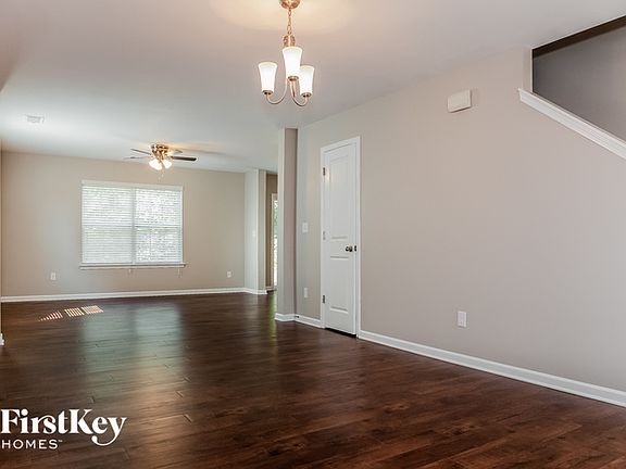 3rd image of 1065 Bolivia Dr