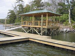 2213 Scanawah Trl, Edisto, SC 29438