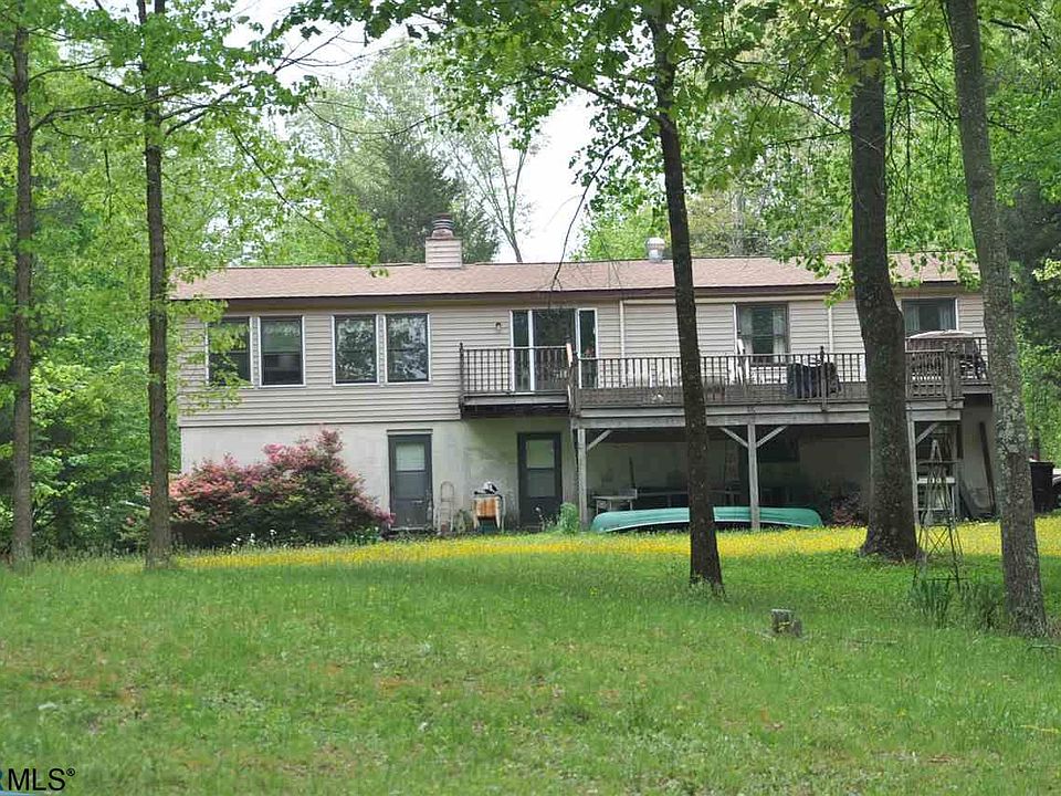 1st image of 102 Windway Dr