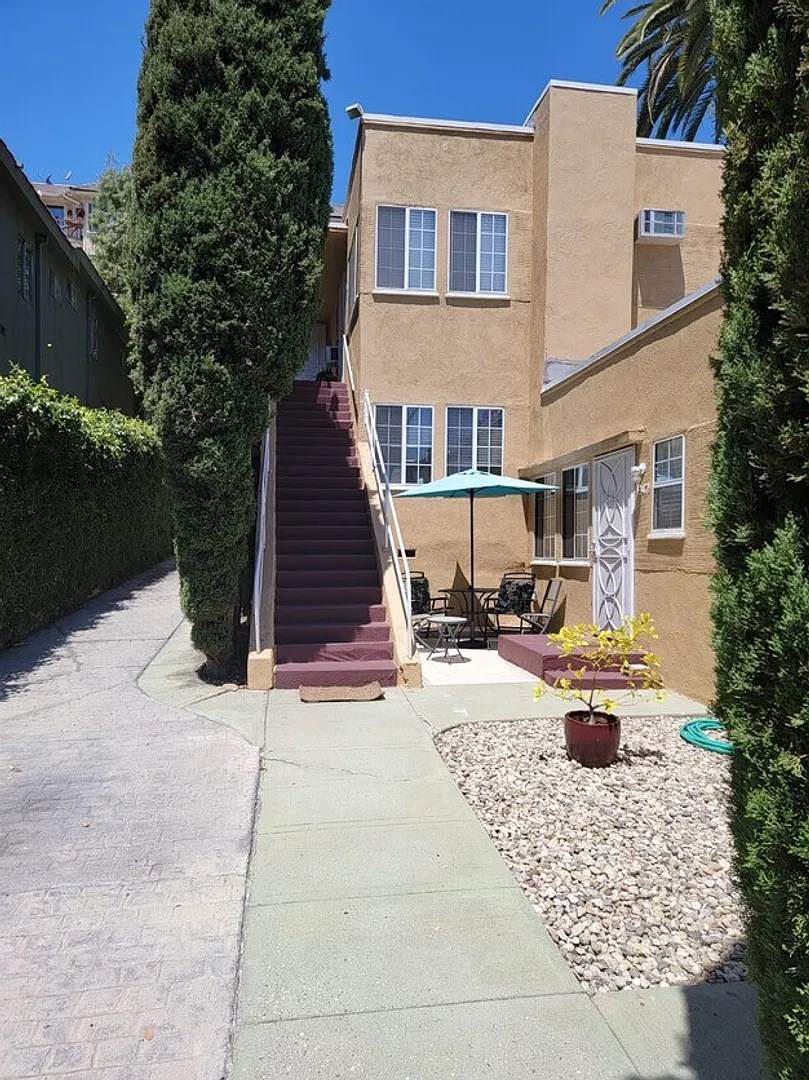 1947 Wilcox Avenue — Photo 1
