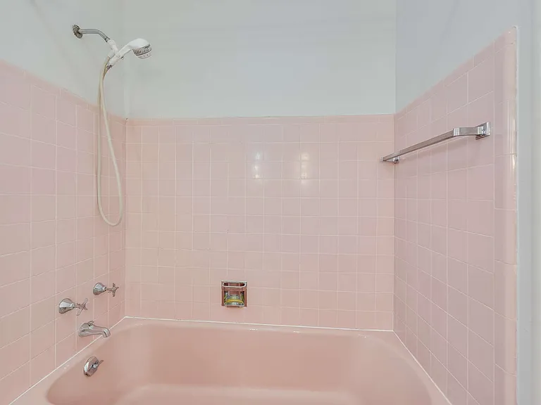 250 Begier Ave #250 — Photo 15