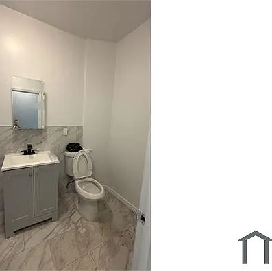 2582 Briggs Ave — Photo 6