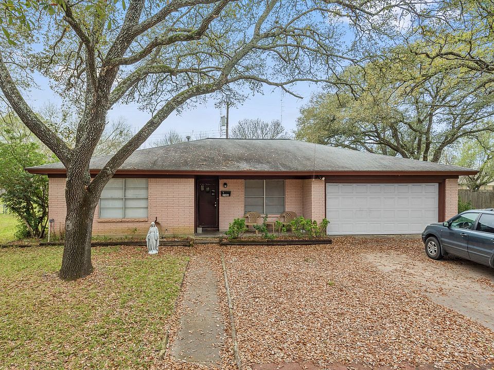 1st image of 3908 Hilltop Dr