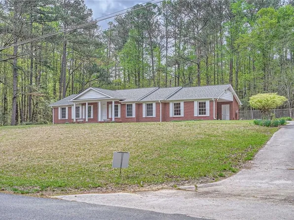 6435 E Glen Rd, Lithonia, GA 30038