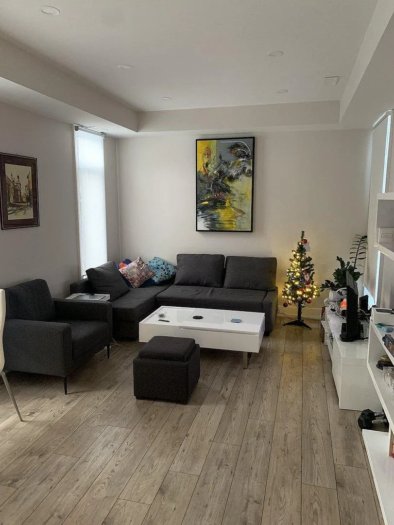 4 bed, 1751 sqft, $2,975 — Photo 4