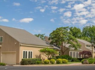 325 Hillside St, Milton, MA 02186