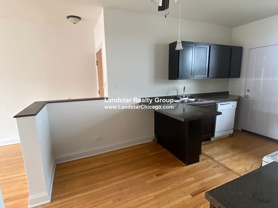 1st image of 4731 N Whipple St #3A