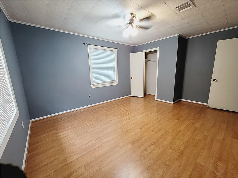 7535 Thurow St — Photo 9