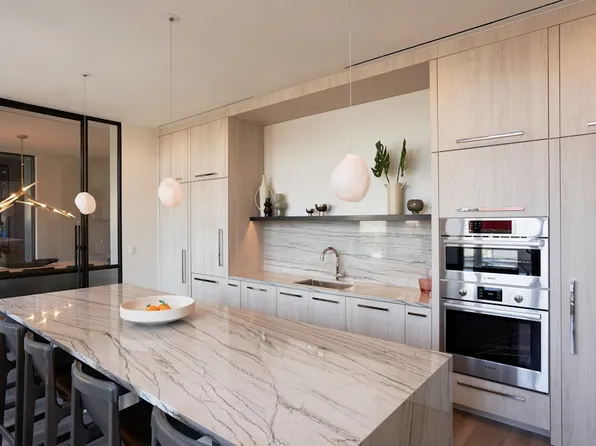 271 West 47th Street image 11 of 15